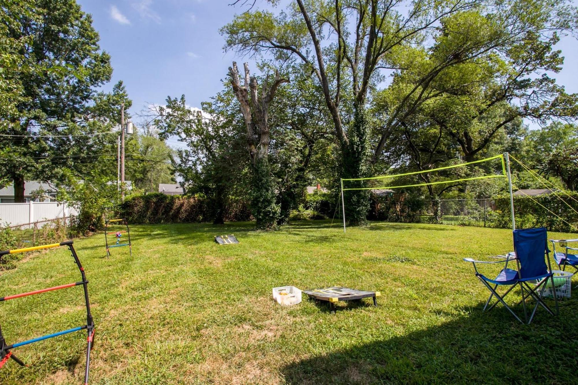 Chic Home With Huge Grassy Yard 7 Mins To Arrowhead Stadium Independence Dış mekan fotoğraf
